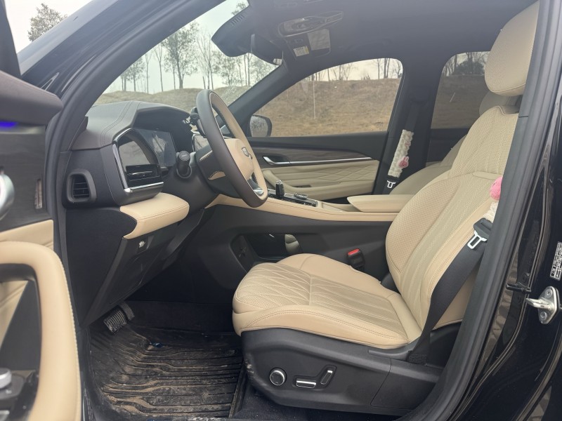 郑州25年吉利星越6