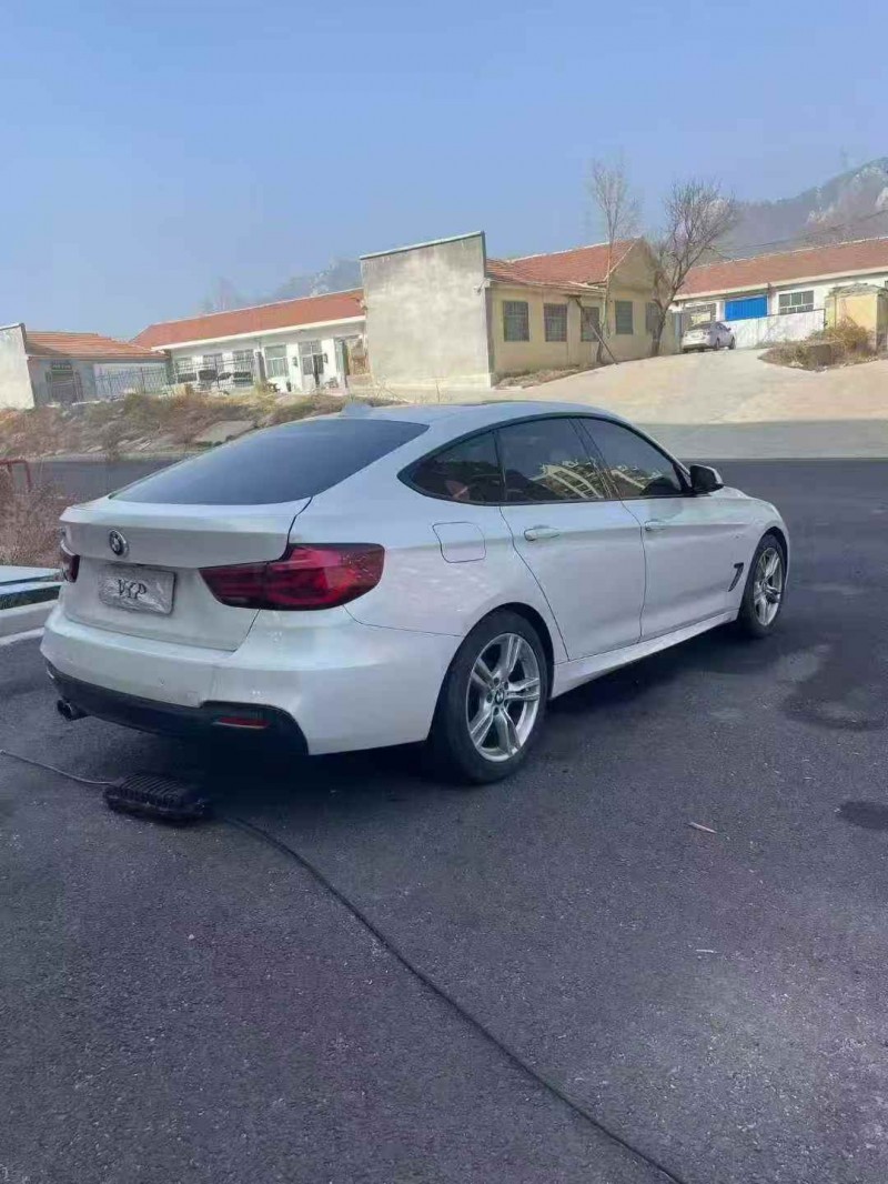 济宁20年宝马3系7