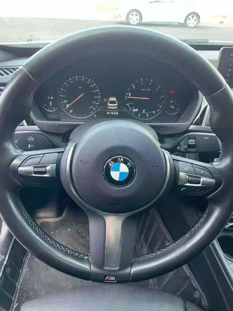 济宁20年宝马3系8