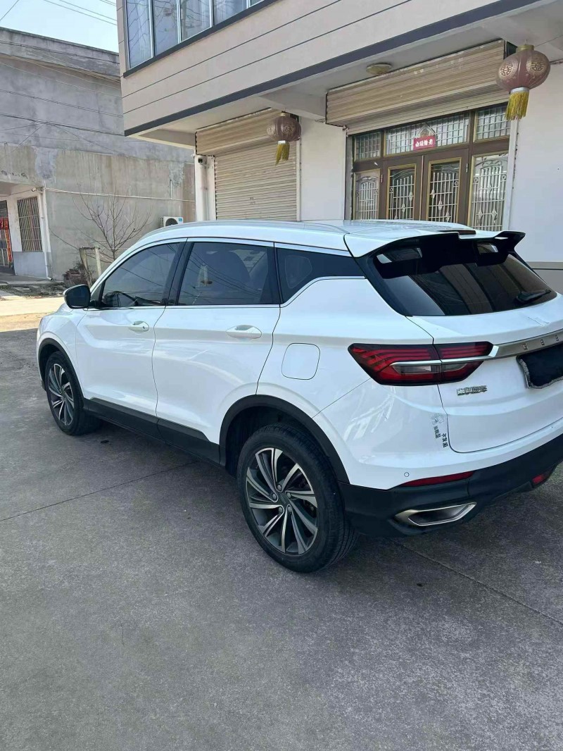 徐州20年吉利缤越7