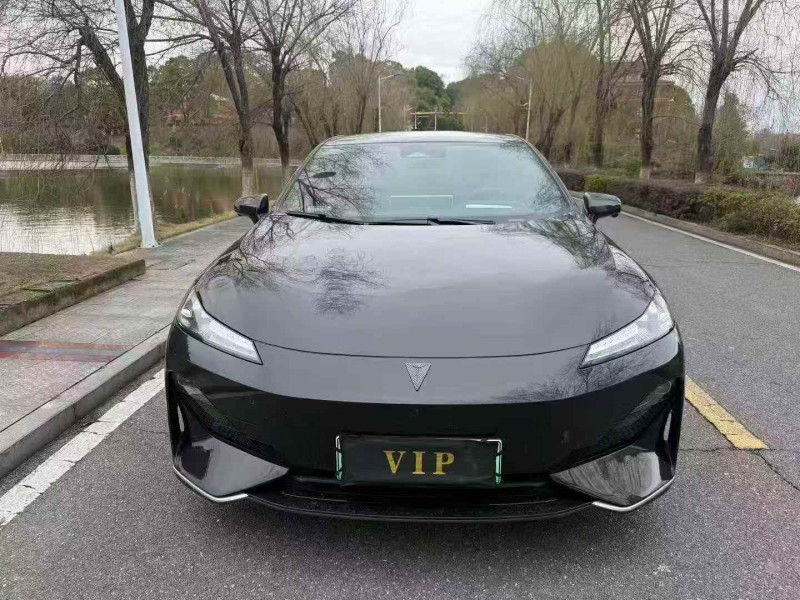 新余24年长安汽车深蓝1