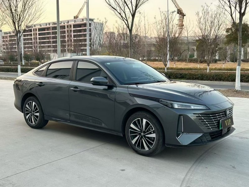 宿迁25年长安汽车逸动2