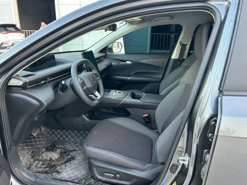 宿迁25年长安汽车逸动4