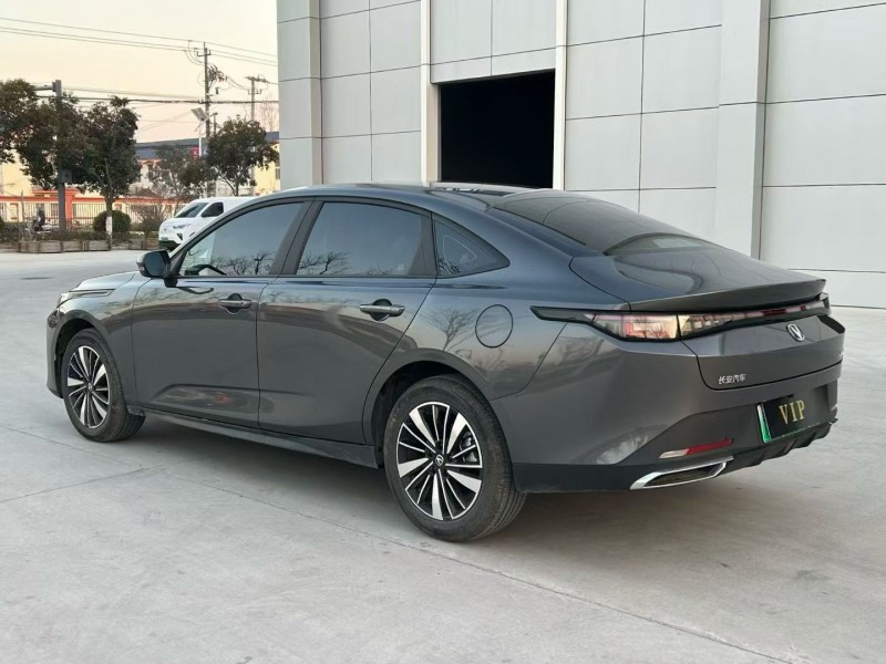 宿迁25年长安汽车逸动8