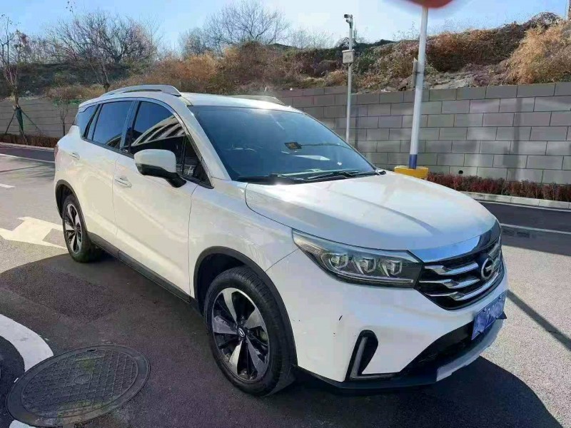 济宁19年传祺GS43