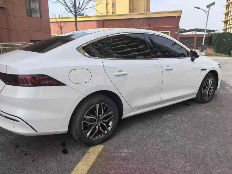 邯鄲23年比亞迪秦8