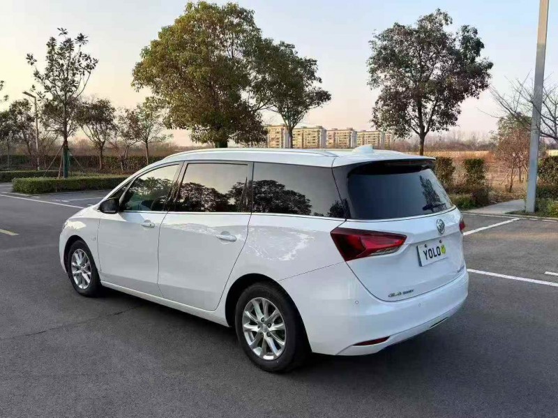 蘇州23年別克GL67