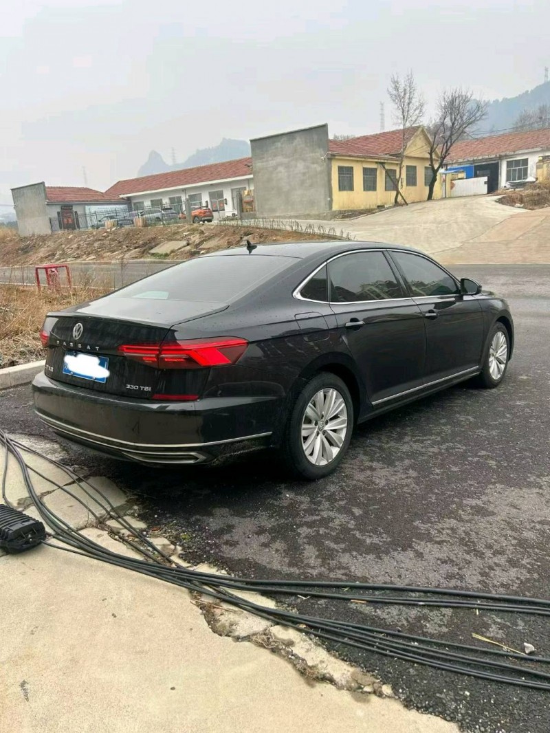 青岛20年大众帕萨特4