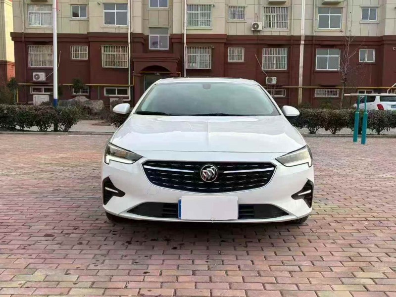 烟台22年别克君威1