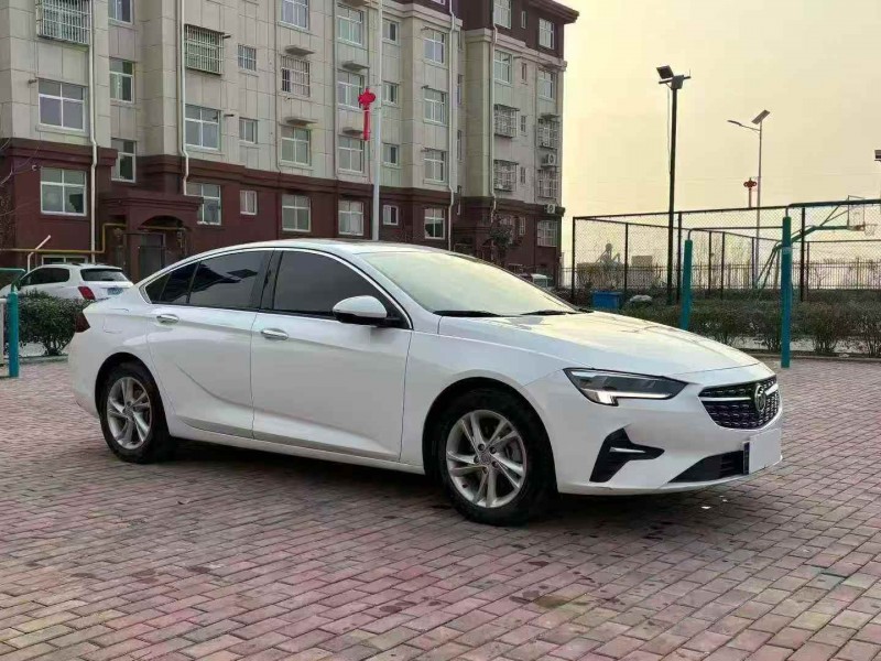 烟台22年别克君威3