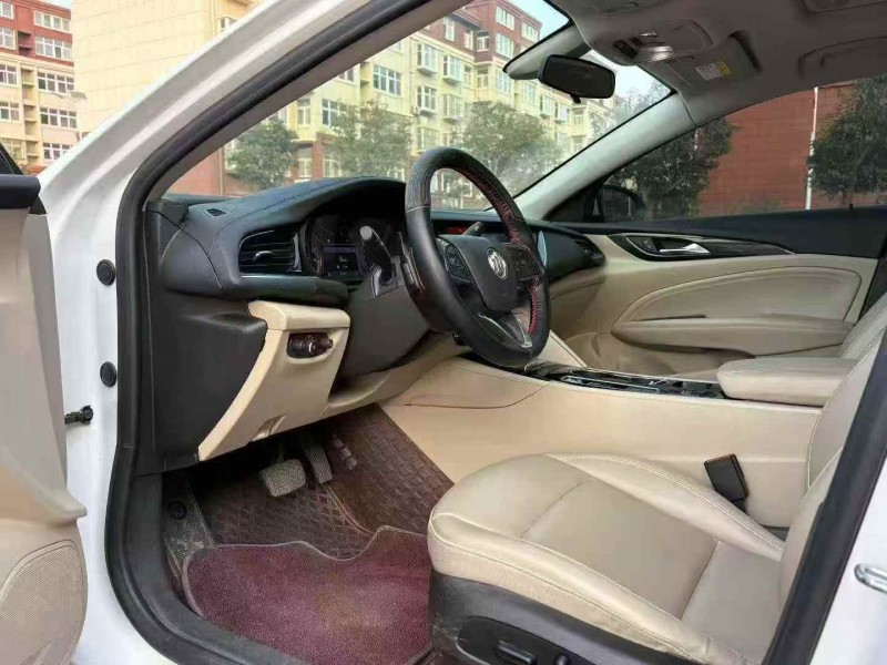 烟台22年别克君威4