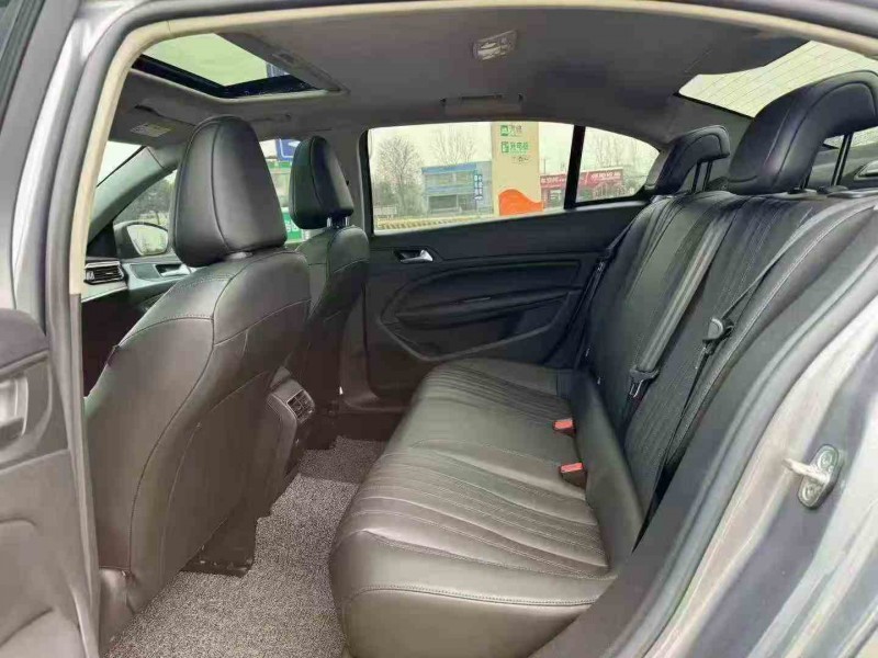 荆州23年东风标致5