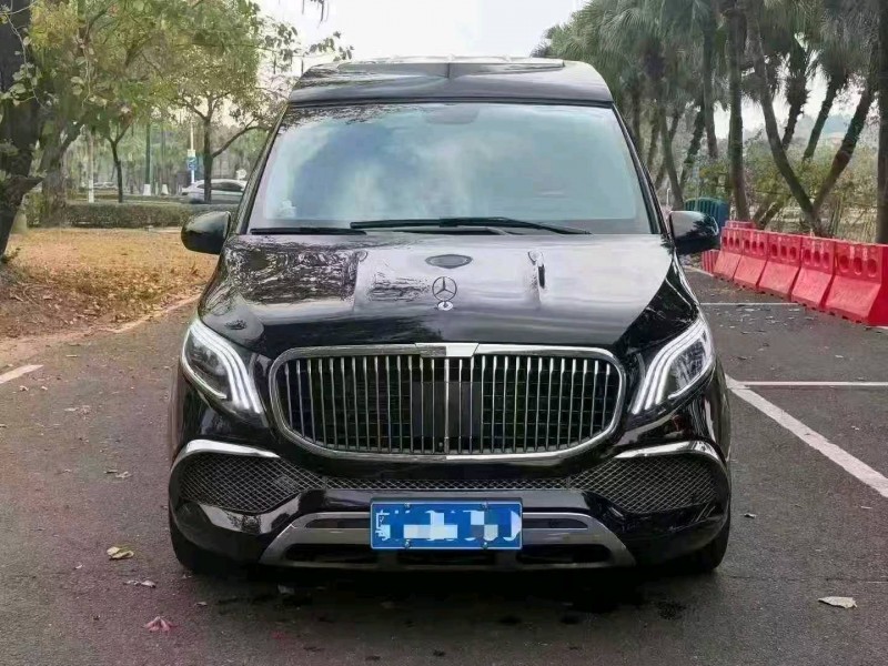 德州22年奔驰威霆1