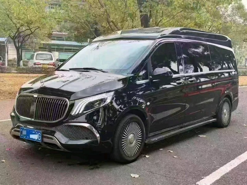 德州22年奔驰威霆2