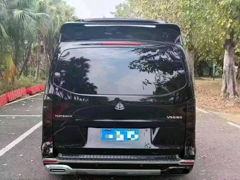 德州22年奔驰威霆8