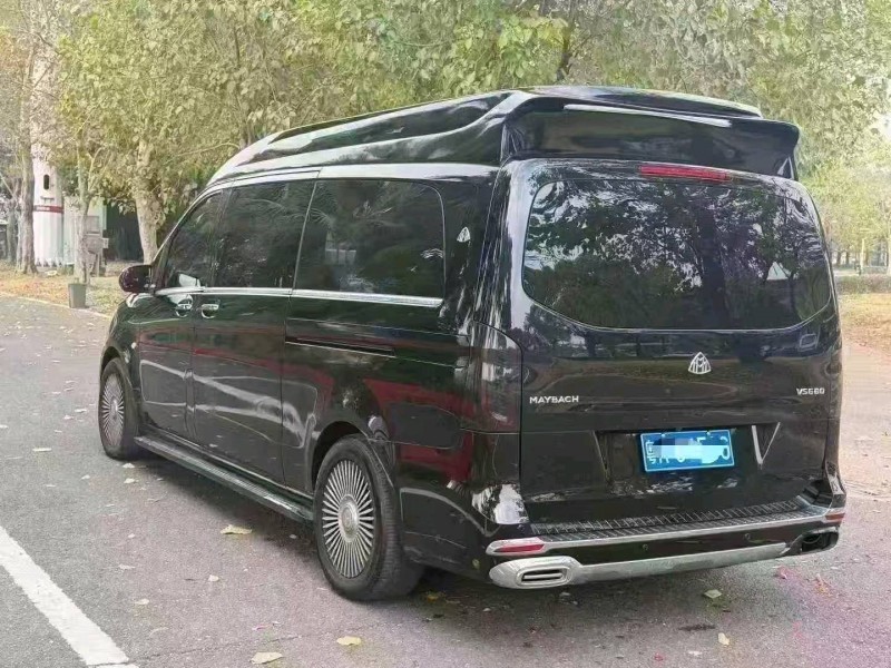 德州22年奔驰威霆9