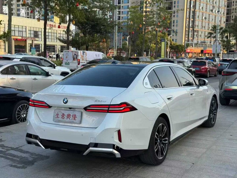 阳江24年宝马5系9