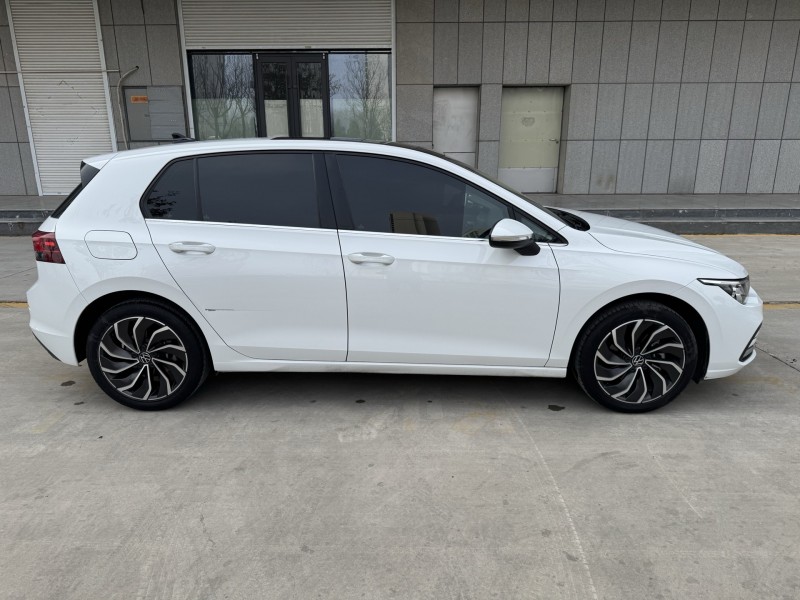 济宁24年大众高尔夫8