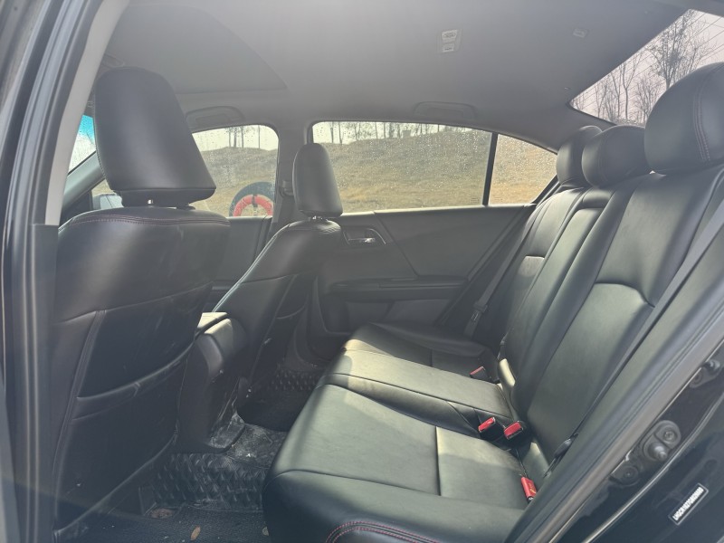 郑州16年本田雅阁5