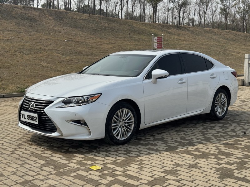 郑州18年雷克萨斯GS3