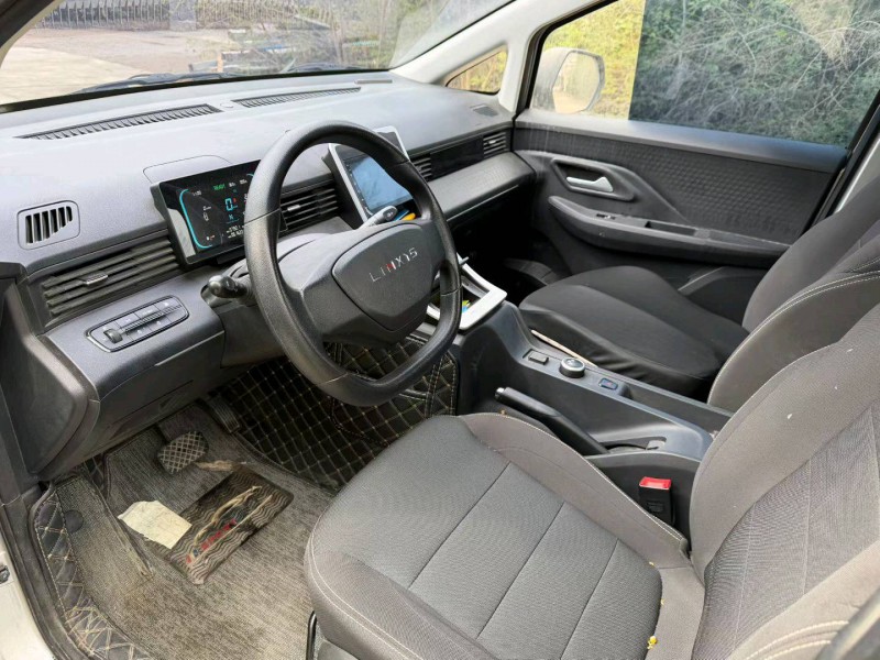 平顶山24年五菱汽车菱势黄金卡6