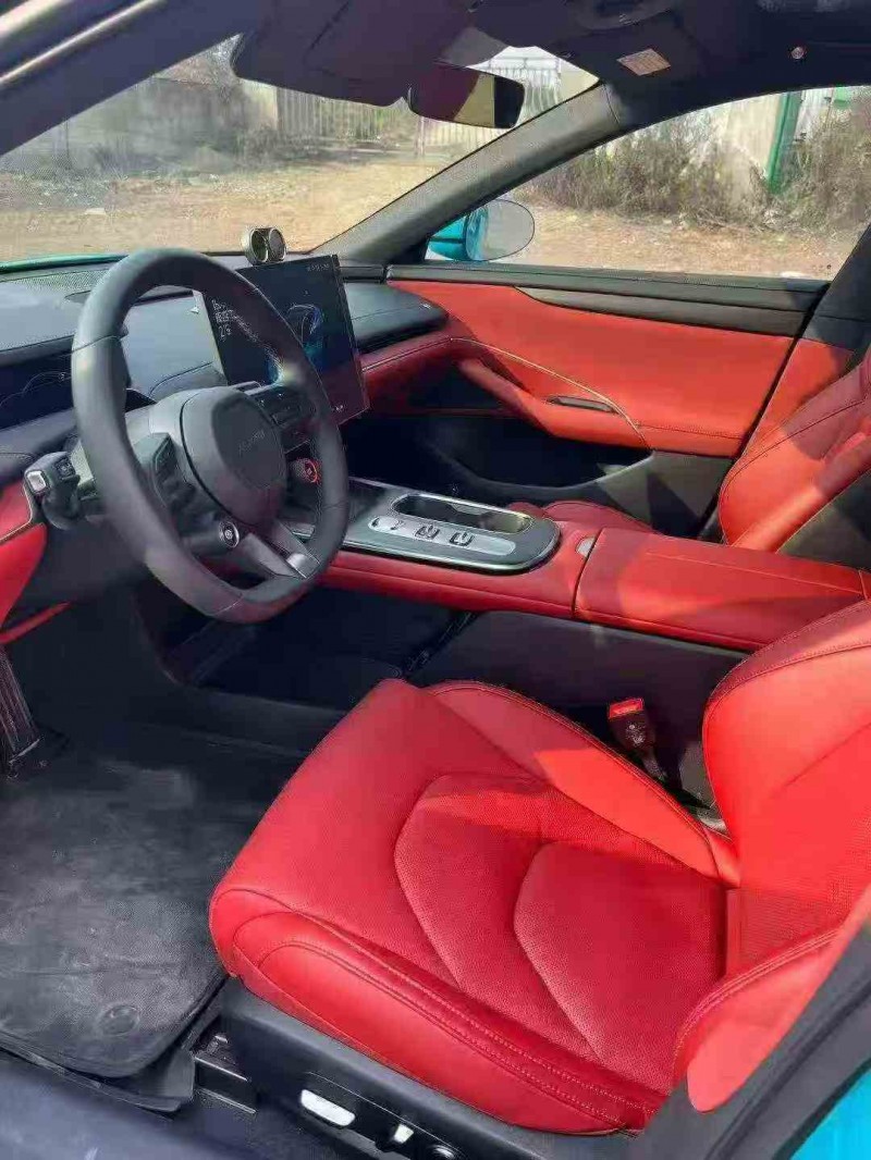 泸州25年小米SU75