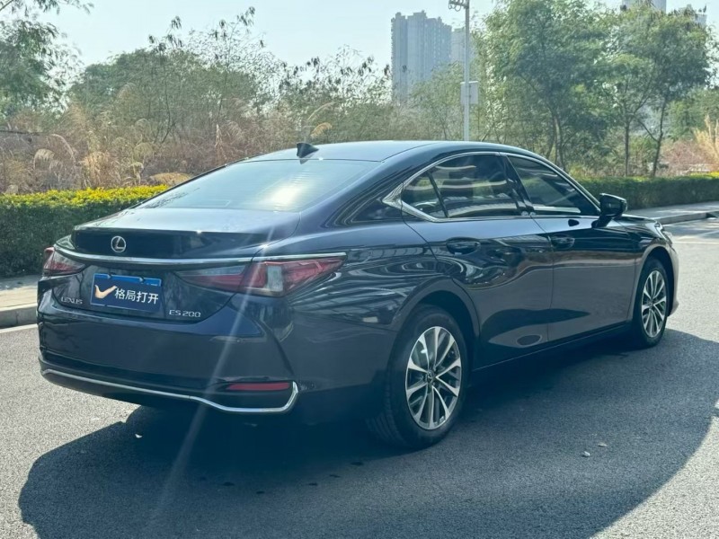 东莞23年雷克萨斯ES8