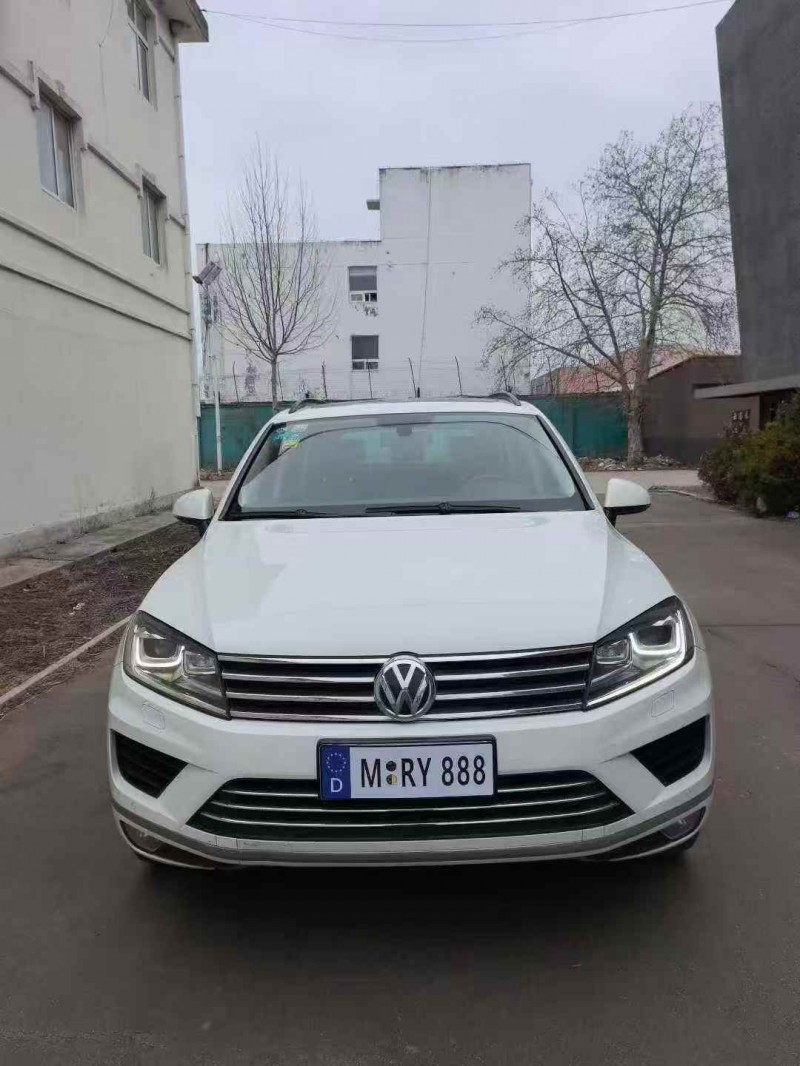 枣庄16年大众途锐1