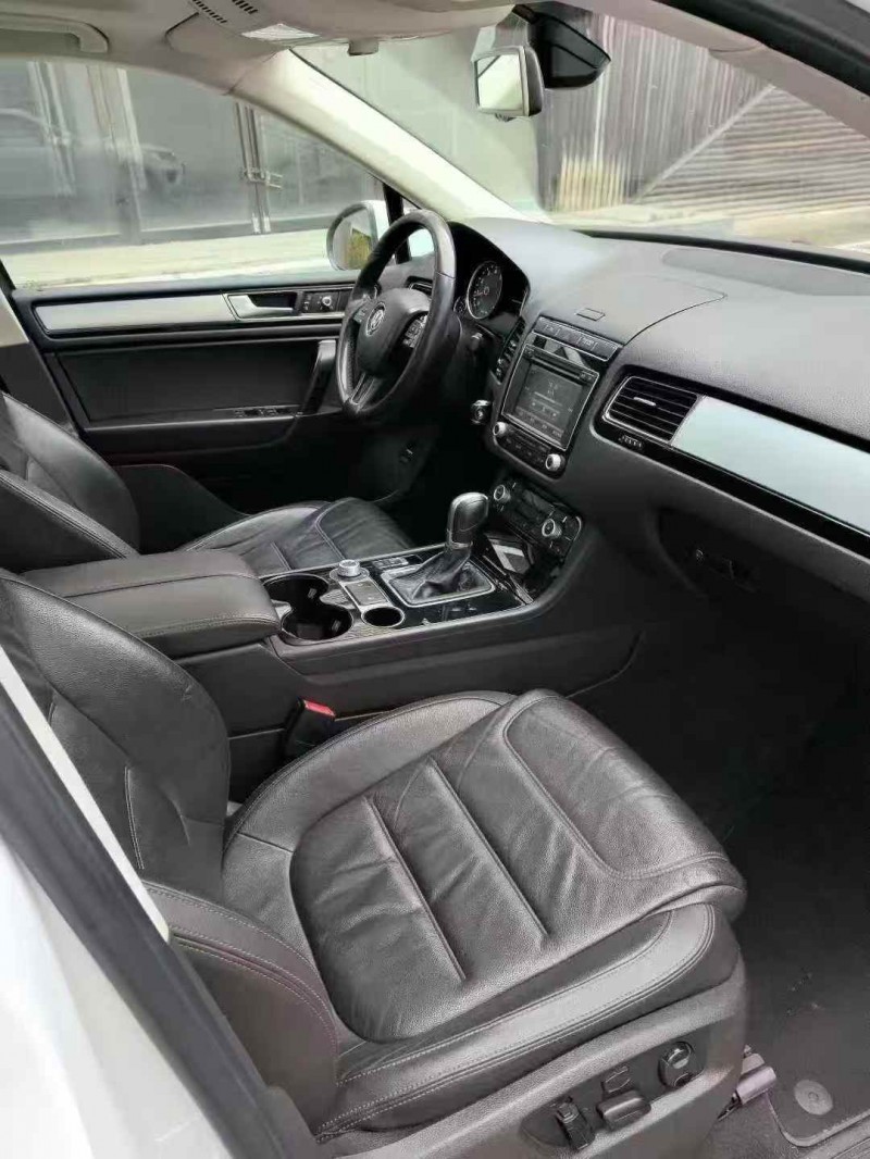 枣庄16年大众途锐5