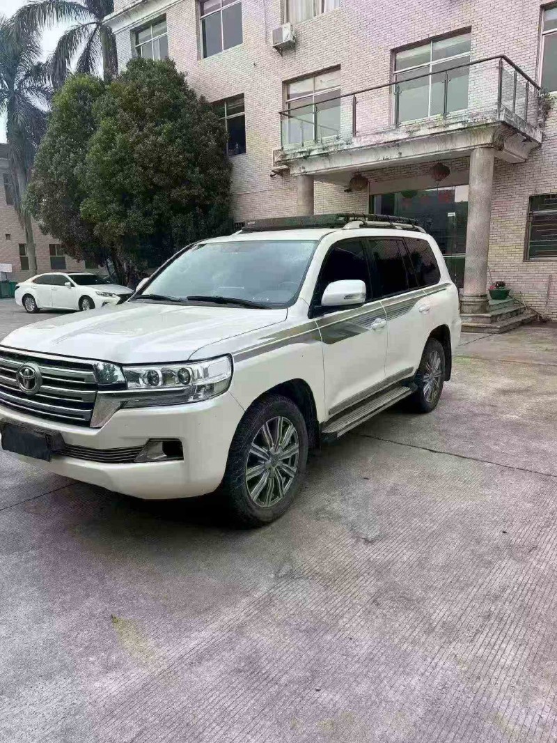 泉州16年丰田兰德酷路泽3