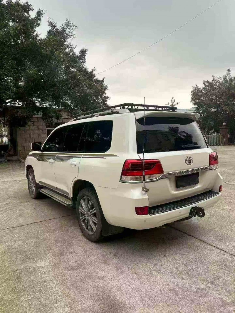 泉州16年丰田兰德酷路泽7