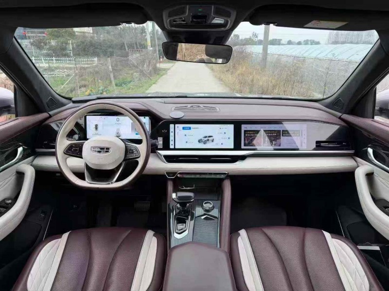 温州23年吉利星越4