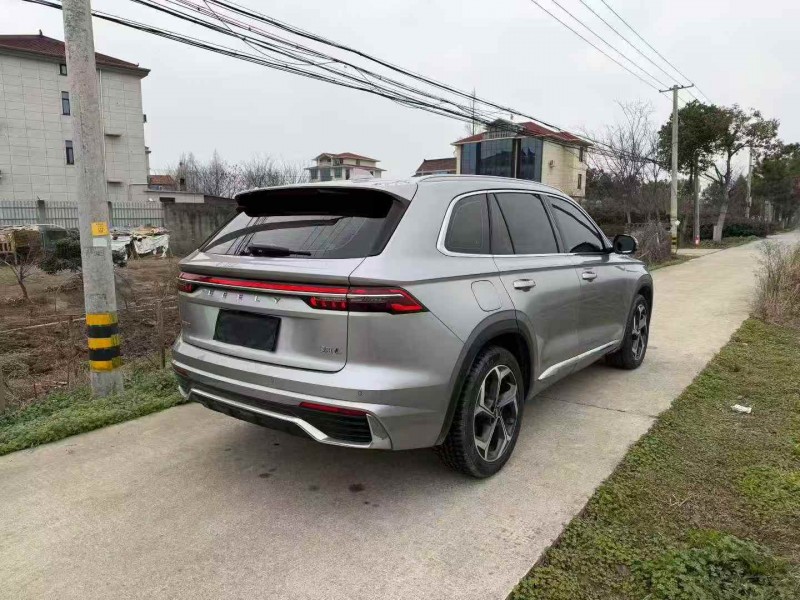 温州23年吉利星越8