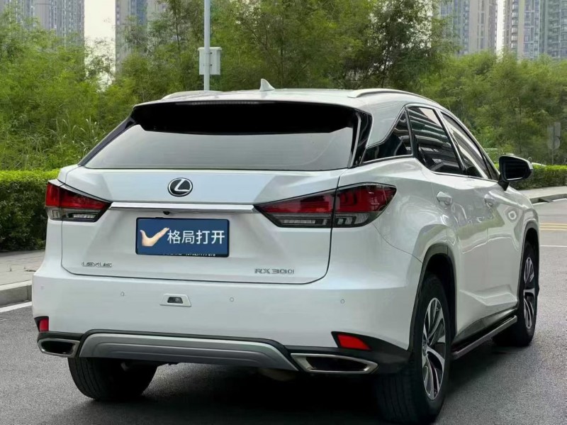 东莞22年雷克萨斯RX7