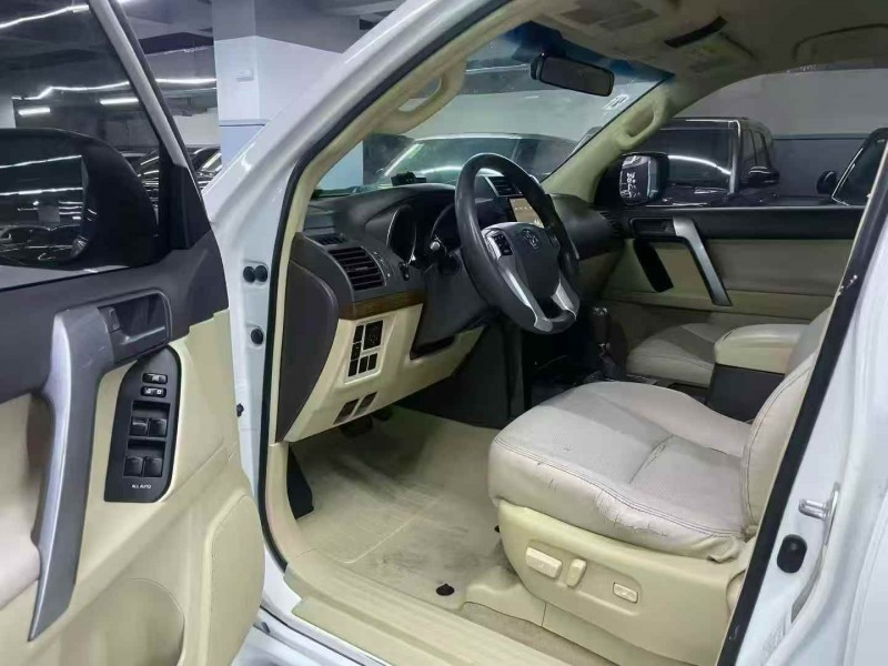 深圳18年丰田普拉多6