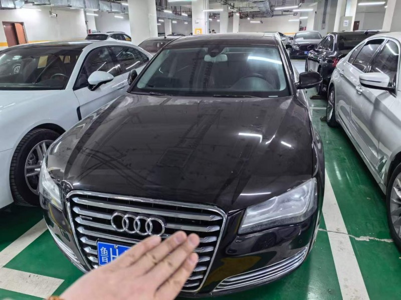 济宁14年奥迪A8L1