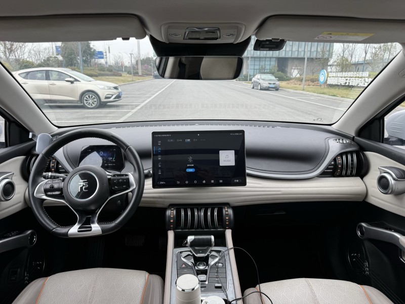 盐城23年比亚迪元8