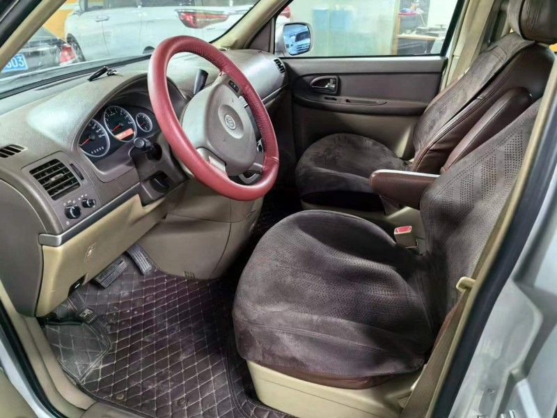 东莞17年别克GL82