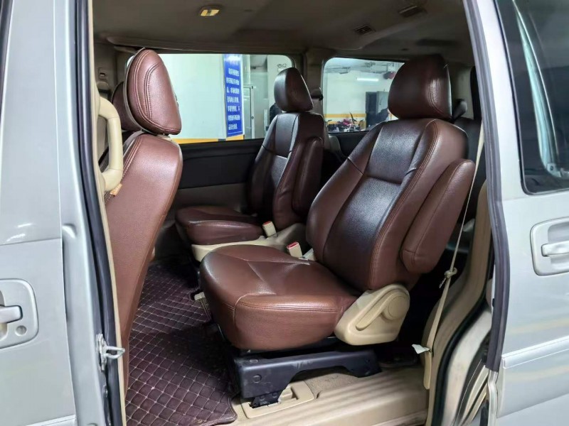 东莞17年别克GL83