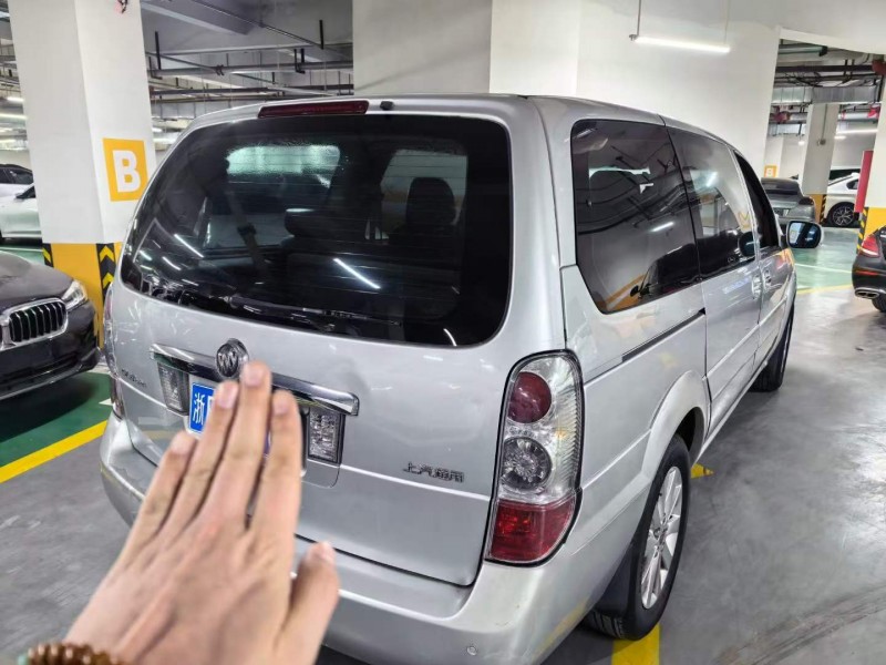 东莞17年别克GL84