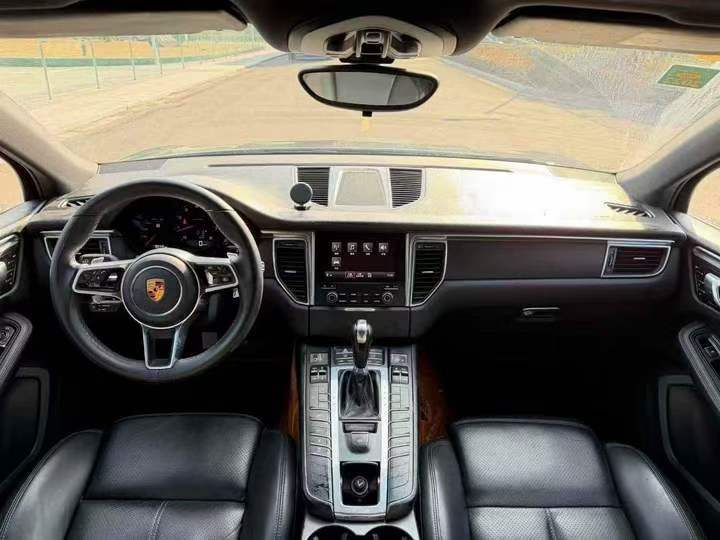 苏州18年保时捷Macan4