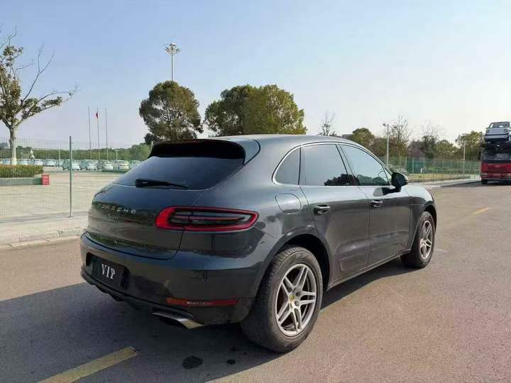 苏州18年保时捷Macan8