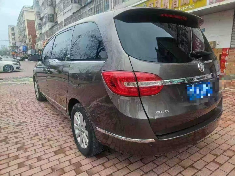 合肥17年别克GL86