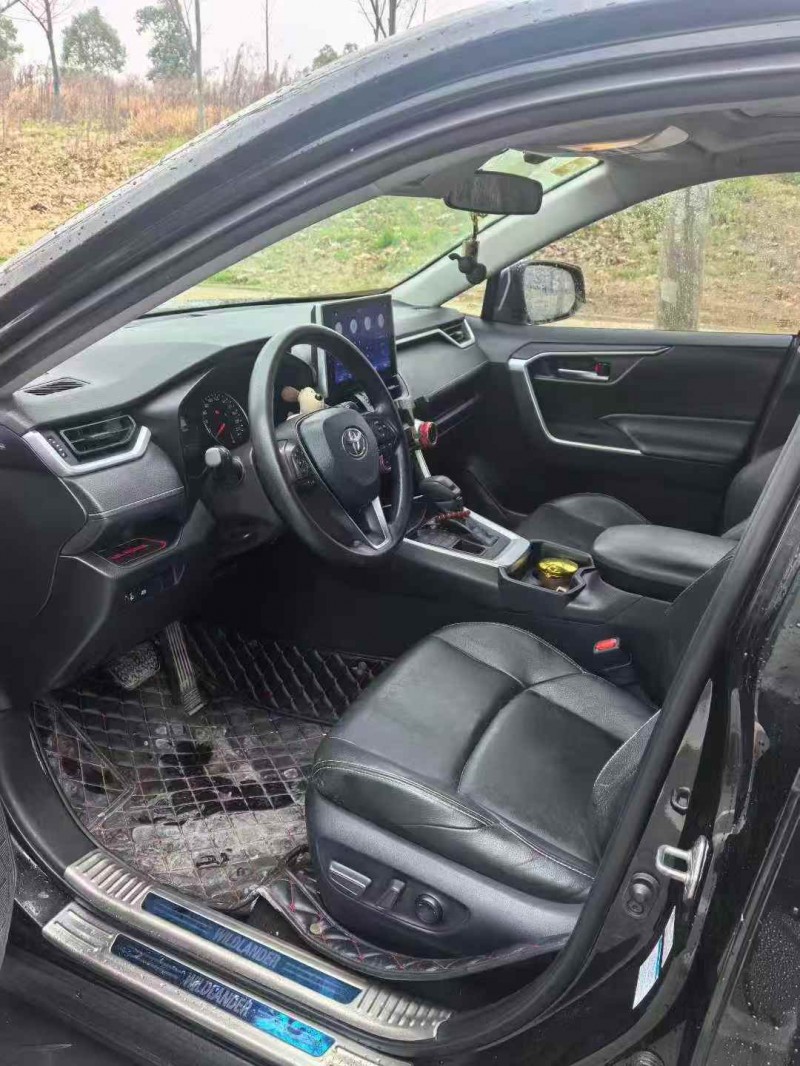 荆门20年丰田威兰达4