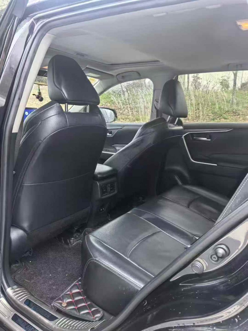 荆门20年丰田威兰达5