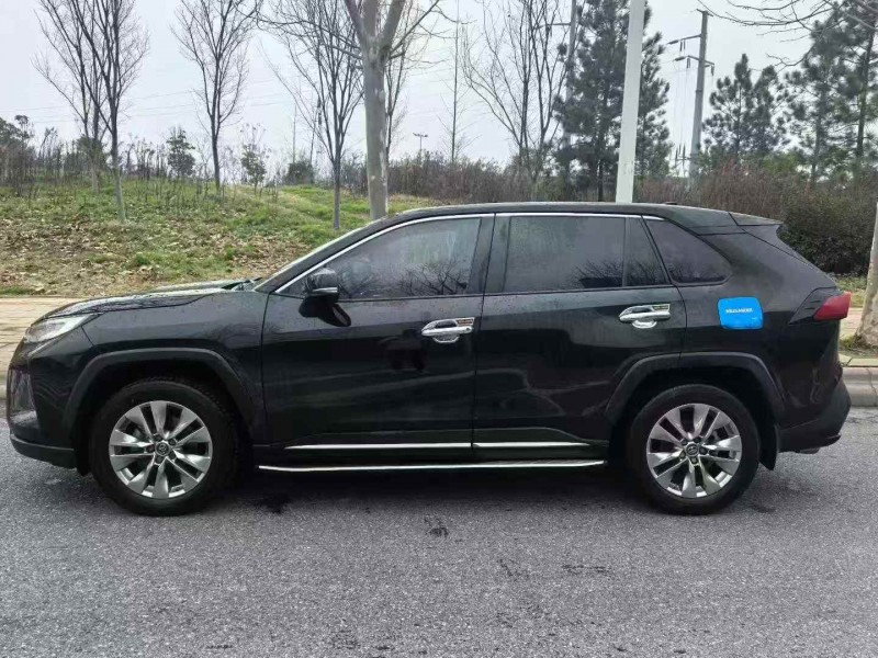 荆门20年丰田威兰达7