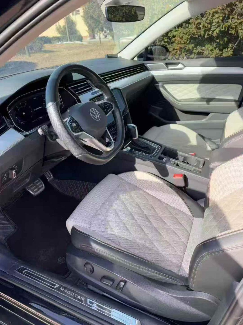 济宁23年大众迈腾4