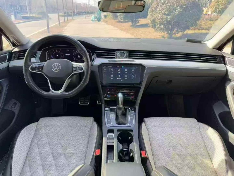 济宁23年大众迈腾5