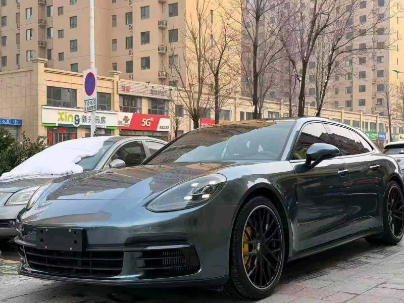 石家庄19年保时捷帕拉梅拉2