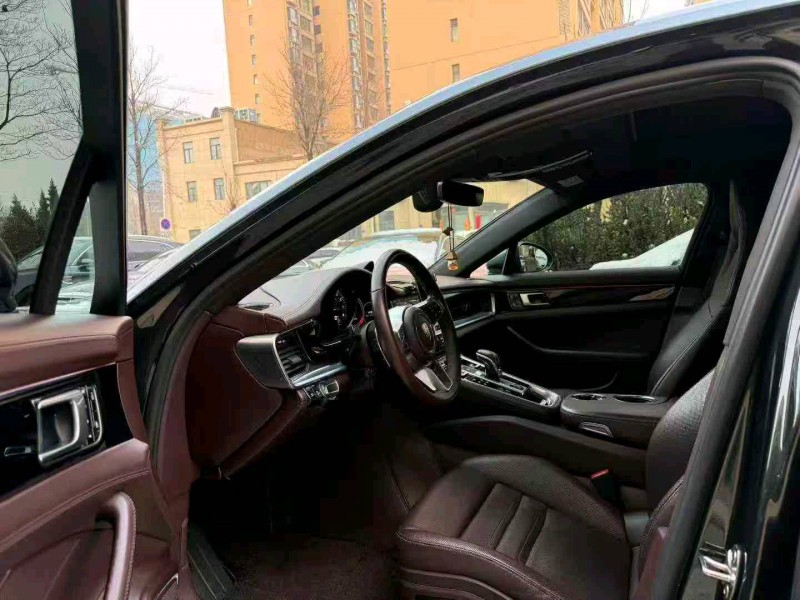 石家庄19年保时捷帕拉梅拉9